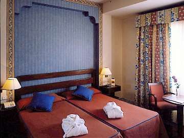 Occidental Gran Capitan Hotell Córdoba Exteriör bild
