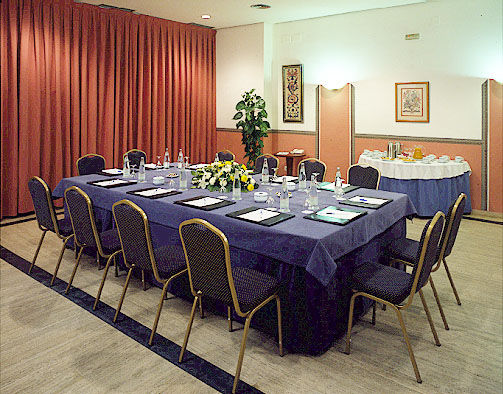 Occidental Gran Capitan Hotell Córdoba Exteriör bild